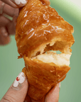 Taro Brulée Petit Croissant -