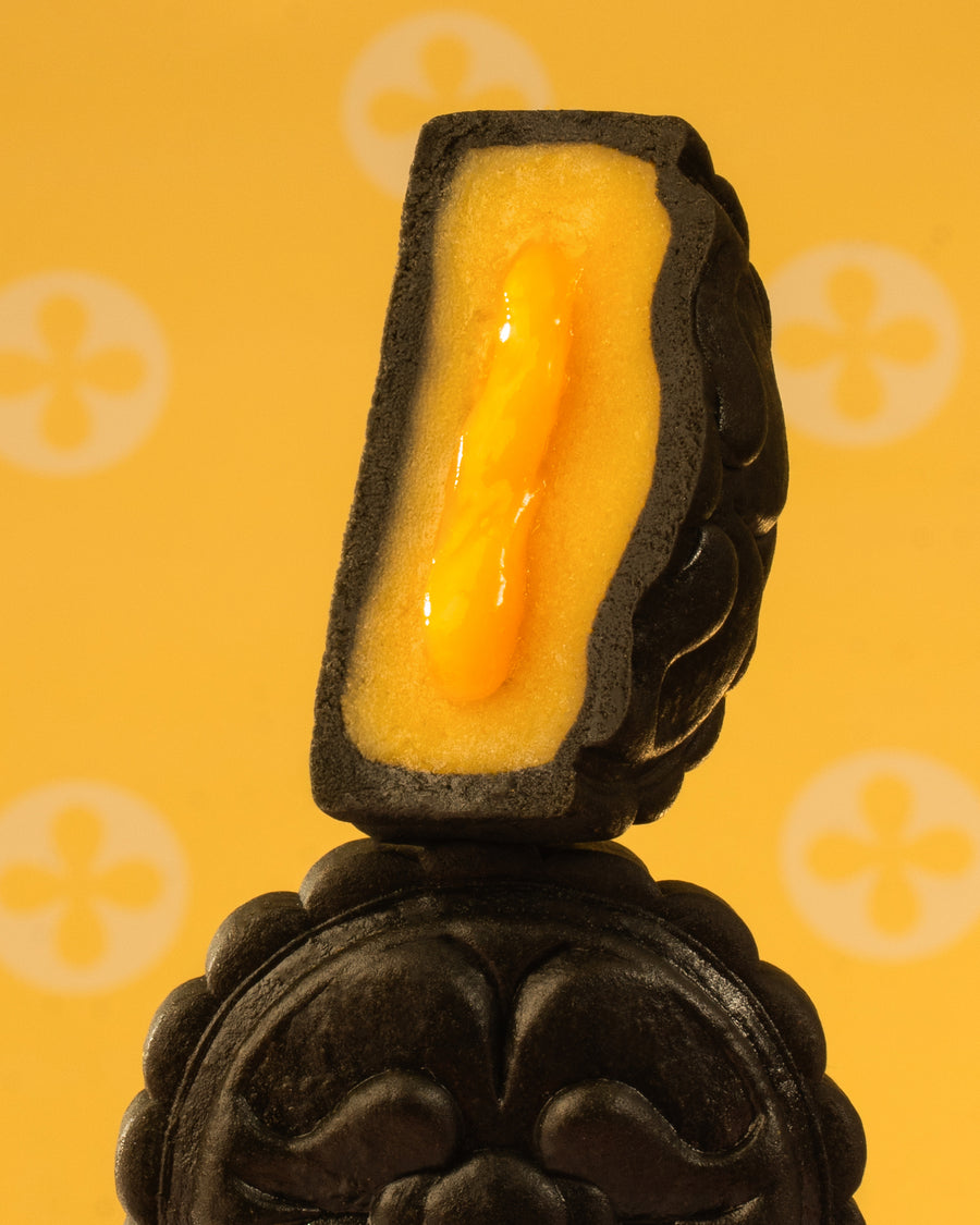 Bánh Trung Thu Mặt Trăng - vị Yuzu Lava Trứng Muối