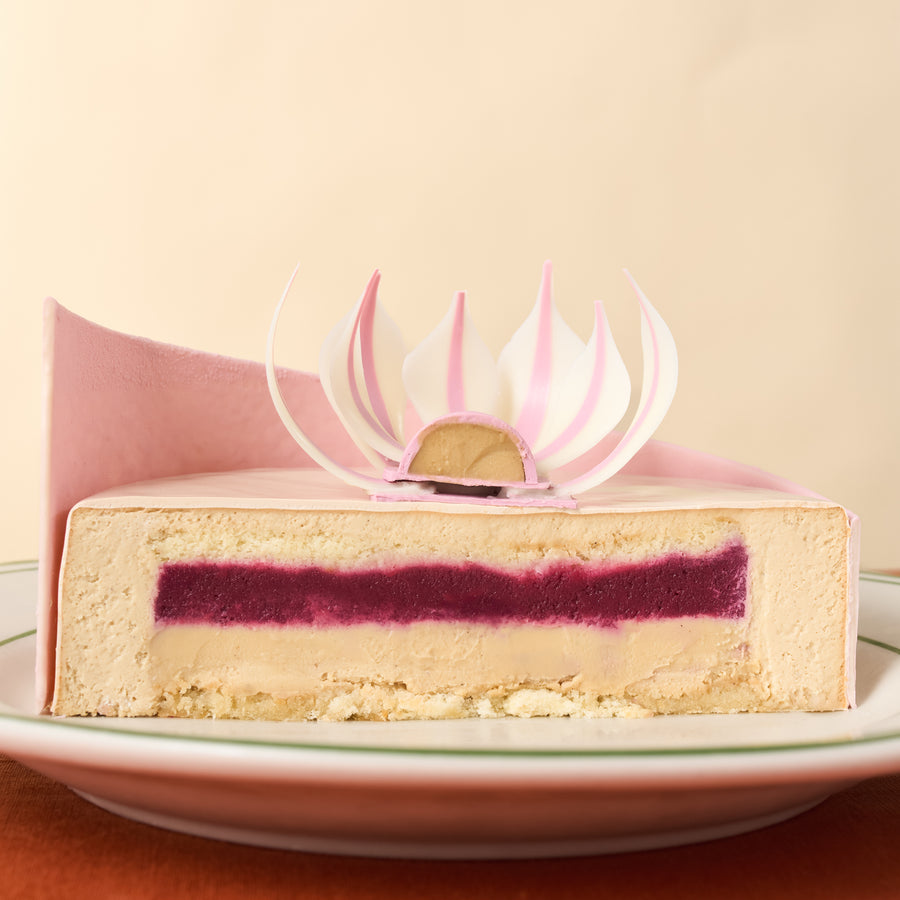 Earl grey, blackcurrant, Lavender Mousse | ⌀15cm