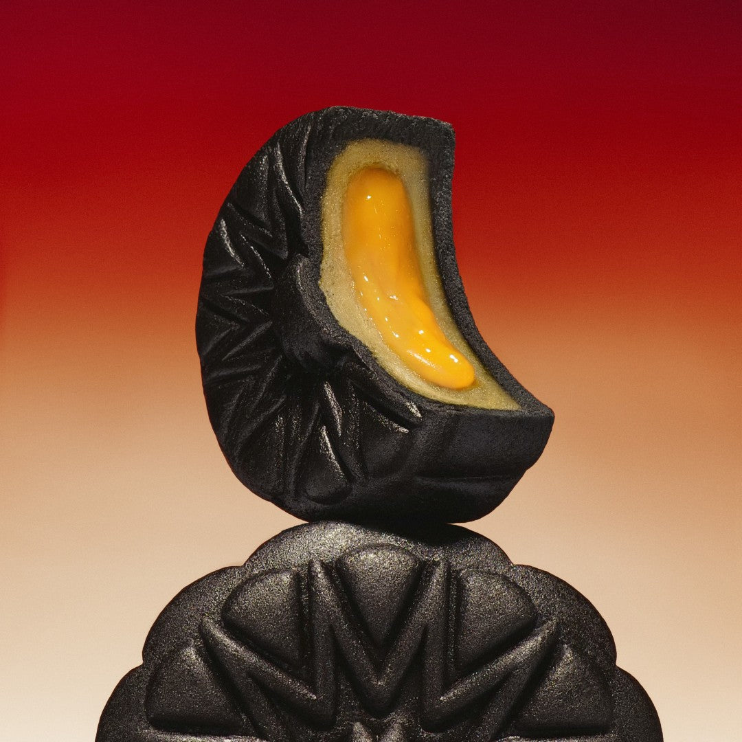 Bánh Trung Thu Yuzu Lava Trứng Muối 130gr - BAKES SAIGON