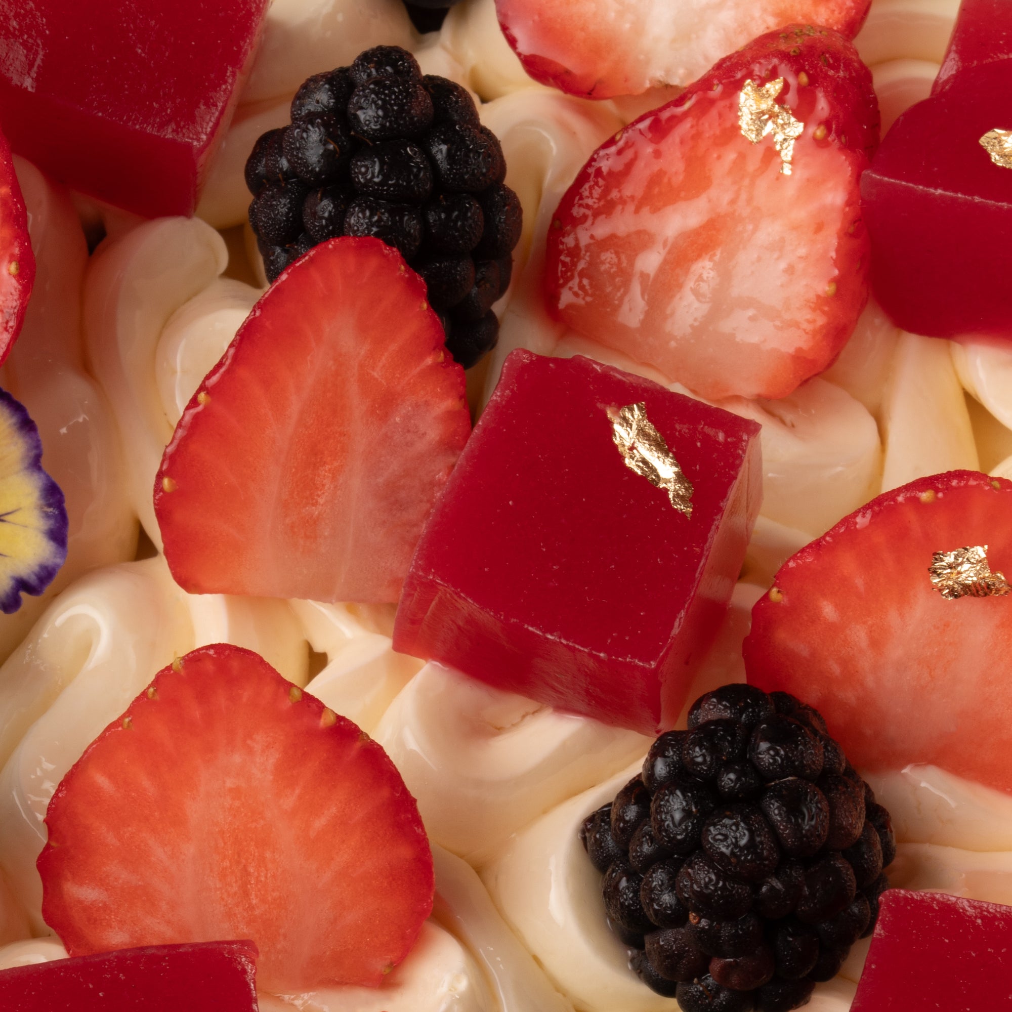 Raspberry Tiramisu | ⌀15cm - BAKES SAIGON