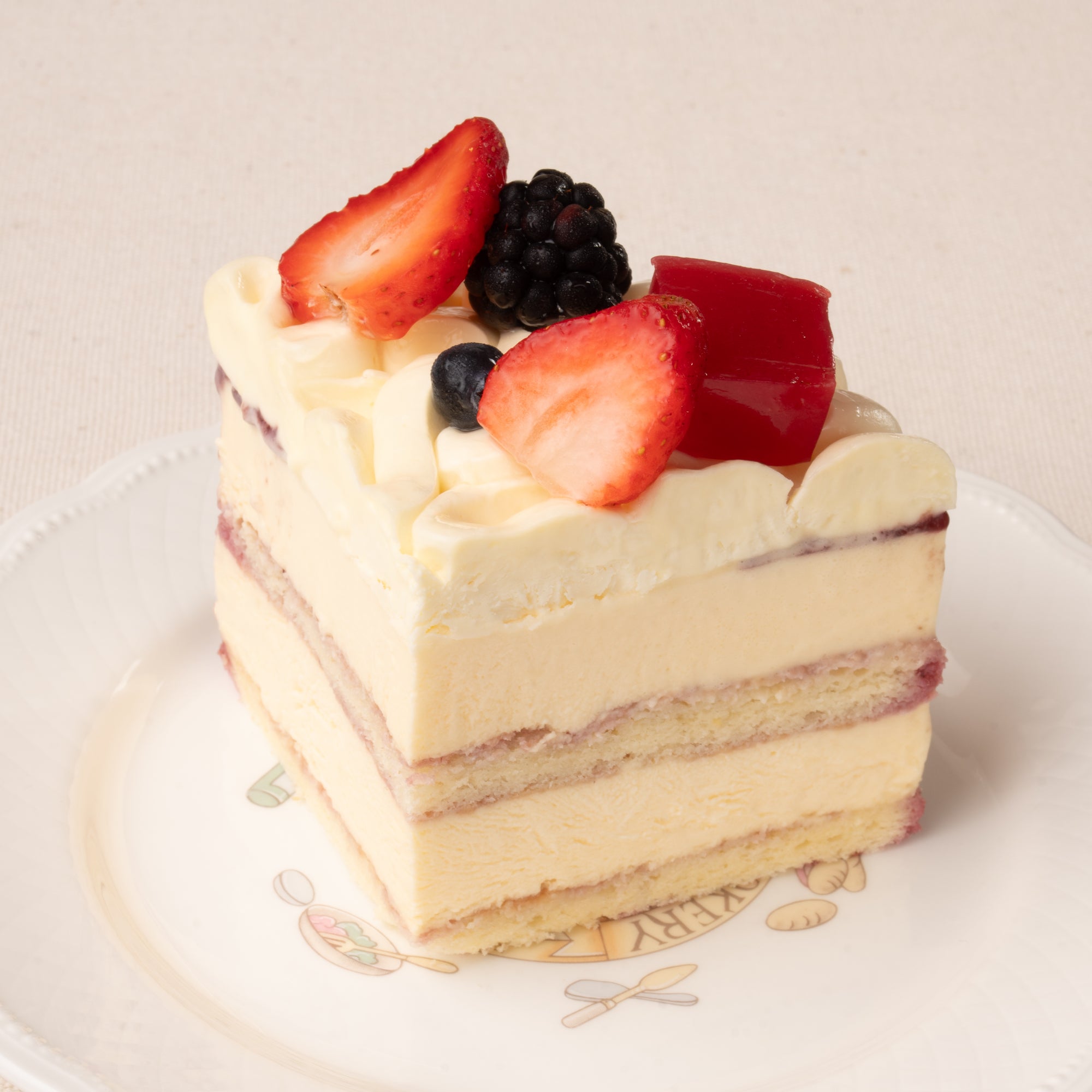 Raspberry Tiramisu | ⌀15cm - BAKES SAIGON