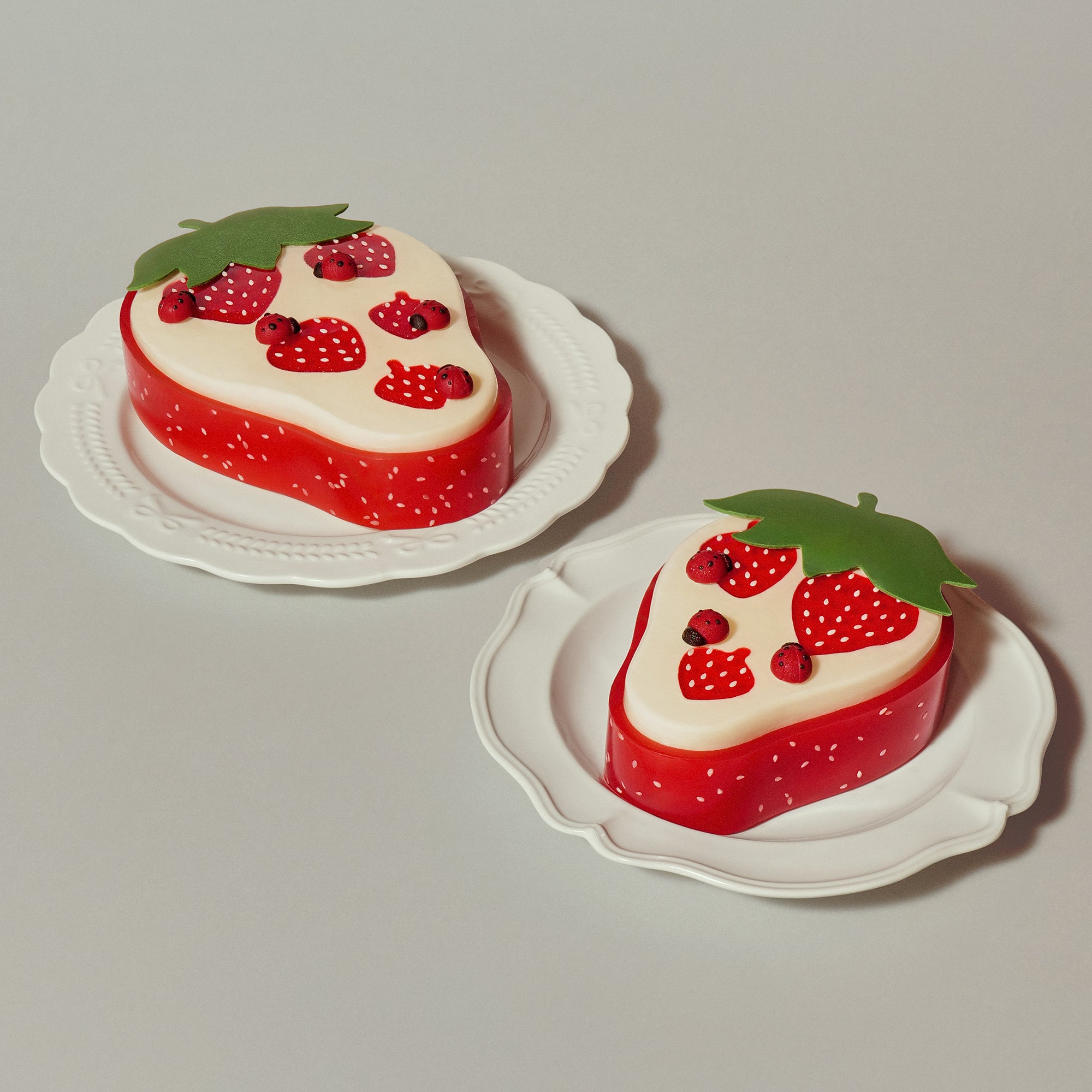 Cheesecake Dâu Xí Muội | ⌀15cm - BAKES SAIGON