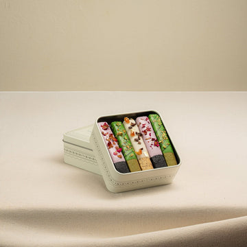 Gourmet Cookie Box - Cakes & Dessert Bars